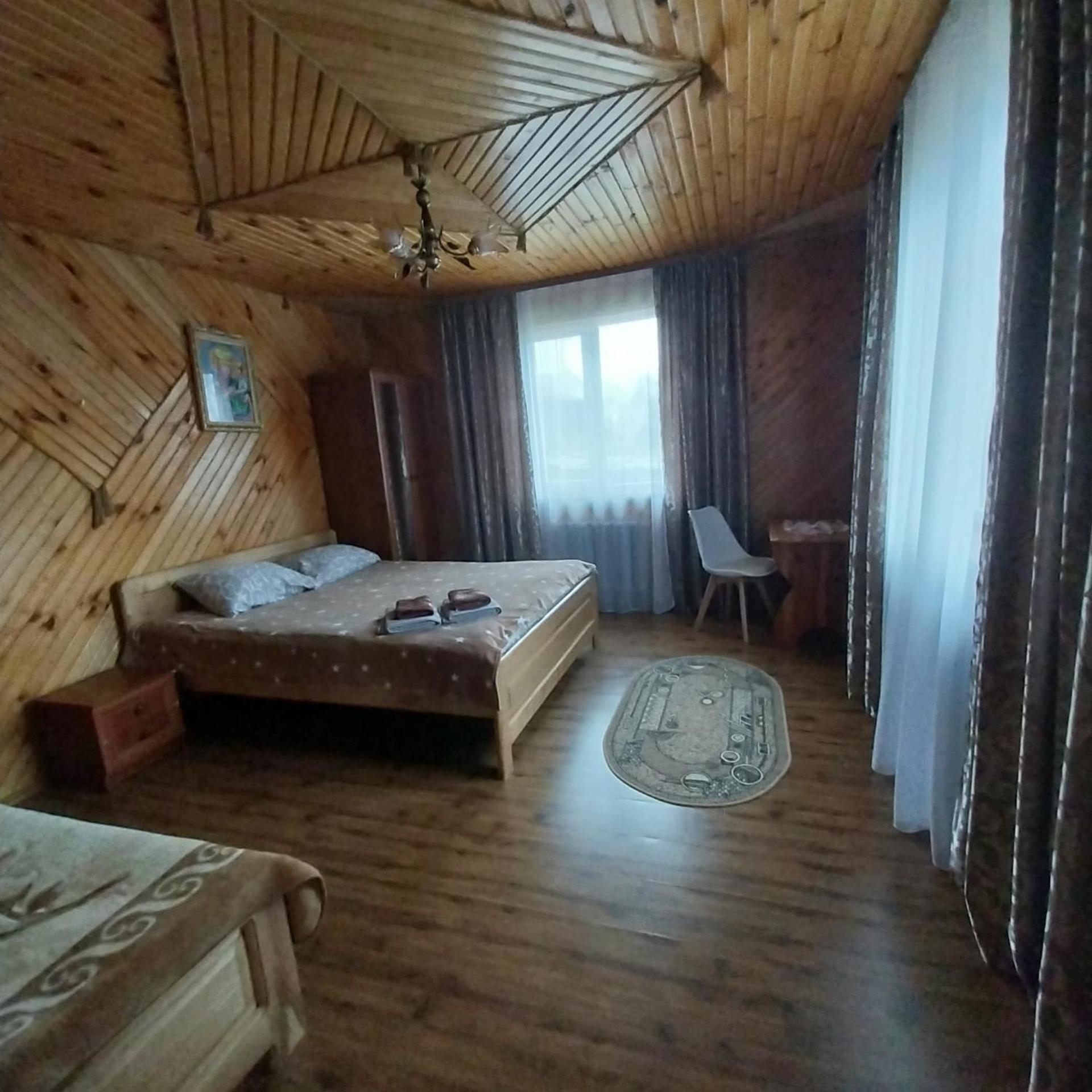 Villa Затишний Дім à Yaremtche Extérieur photo